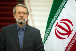 لاریجانی: قدرت موشکی هیچ وقت از دستان مردم ایران خارج نمی‌شود