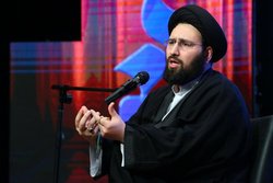 علی خمینی: مردم باید مراقب باشند نظام توسط گروه‌های انحرافی اداره نشود