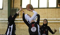 برتری ساسان مقابل بهمن در بازی نزدیک/نفت، گاز را مغلوب کرد