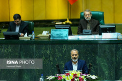 علوی: مسئولین باید حضور پررنگ‌تری در حمایت از کالای ایرانی داشته باشند