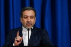 عراقچی: تصور این که ایران در هر شرایطی به برجام متعهد می‌ماند، اشتباهی بزرگ است