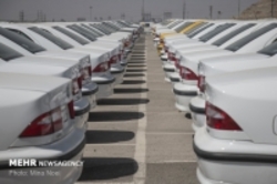 مدیران ایران خودرو مشکلات مشتریان را بررسی می کنند
