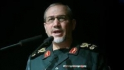 ارتش و سپاه باید روز به روز قوی‌تر شود/ عربستان ظرفیت ایجاد تهدید علیه ایران ندارد