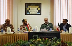 تأکید بر تقویت مناسبات و همکاری‌های آموزشی و نظامی نیروی دریایی سپاه و عمان