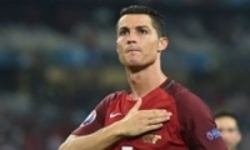 رونالدو در صدر برترین گلزنان ملی فوتبال جهان+عکس