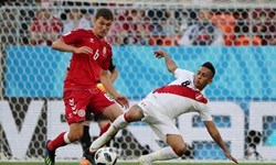 تساوی پرو و دانمارک در نیمه اول   پنالتی پرو از دست رفت