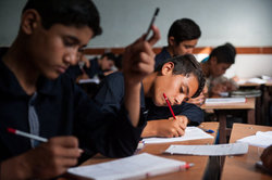 تمایلی به ایجاد مدارس خودگردان اتباع خارجی نداریم دانش‌آموزان افغان نباید از ایرانی‌ها جدا شوند