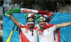 از بلاتکلیفی خانواده‌ها پشت در استادیوم تا حضور استاندار تهران در ورزشگاه