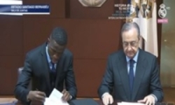 امضای قرارداد رسمی جونیور با رئال مادرید+عکس