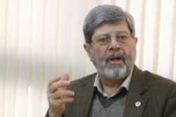 هشدار رئیس فرهنگستان علوم پزشکی نسبت به جنایات آل‌سعود علیه یمنی‌ها