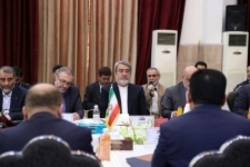 وزیر کشور: امنیت در منطقه باید توسط کشورهای منطقه تامین شود  مرز ایران-عراق مرز صلح و دوستی است