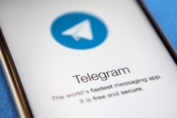 تمدید مهلت فعالیت نسخه‌های فارسی تلگرام جای تأمل دارد