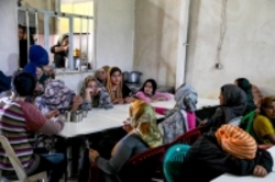 درمان رایگان مادران و کودکان معتاد / لزوم حمایت‌ ویژه از زنان در پاتوق‌ها