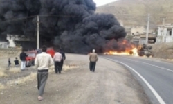 واژگونی تریلی در یکی از جاده‌های کردستان قربانی گرفت