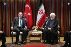 رایزنی روحانی و اردوغان درباره مسائل دوجانبه، منطقه‌ای و بین‌المللی