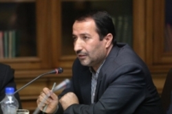 حسینی: مجلس از برنامه‌های اقتصادی دولت حمایت می‌کند
