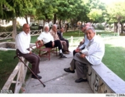 بهره‌مندی سالمندان شهر تهران از خدمات رایگان کارت منزلت