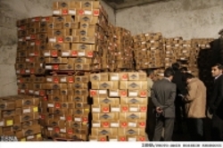 کشف بیش از ۲۵۹ میلیارد ریال کالای احتکار شده در غرب استان تهران