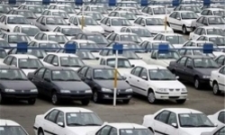بازار خودرو در انتظار تعیین تکلیف قیمت‌ها  سود بازار در جیب خریداران عمده