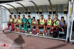 اتفاق عجیب برای تیم صدرنشین لیگ برتر و نگرانی گل‎محمدی/ بازیکن نیمکت‌نشین هم مشتری پیدا کرد!