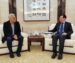 دیدار سفیر چین با مدیرعامل شرکت هواپیمایی ماهان