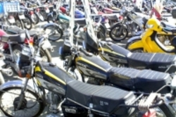 تخلیه موتورسیکلت‌های رسوبی از پارکینگ‌ها تا پایان تابستان