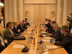 رایزنی وزیران امور خارجه ایران و روسیه در مسکو