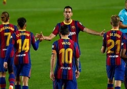 توافق بارسلونا با بازیکنانش برای کاهش ۱۲۲ میلیون یورویی دستمزدشان