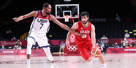 انتخابی جام جهانی بسکتبال| یخچالی پرامتیازترین بازیکن دیدار ایران و بحرین شد