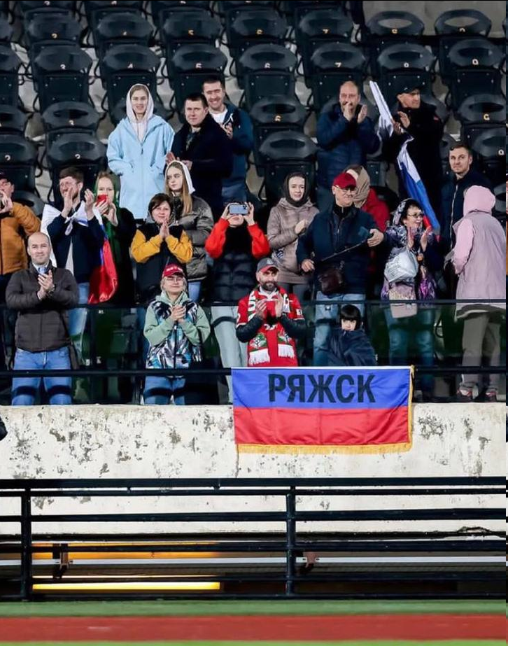 عکس | ورود خانوادگی روس‌ها به ورزشگاه آزادی
