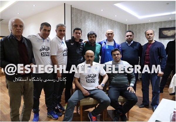 حضور بازیگر سرشناس در اردوی استقلال +عکس حضور بازیگر سرشناس در اردوی استقلال +عکس