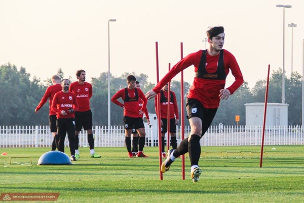 تمرینات روبین کازان به همراه آزمون در امارات+تصاویر تمرینات روبین کازان به همراه آزمون در امارات+تصاویر