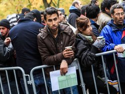 اعتراض پناهجویان ایرانی در مرز کرواسی به وضعیت‌شان در صربستان