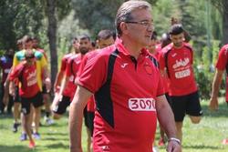 فردا بمب نقل و انتقالات در پرسپولیس با جیب پر تمدید می کند