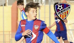 فوتبالیست ناکام و ۱۴ ساله اسپانیا به خاک سپرده شد