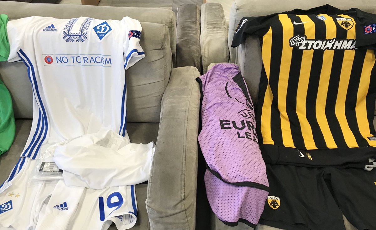 رونمایی از لباس یاران شجاعی برای دیدار مقابل دیناموکیف+تصاویر رونمایی از لباس یاران شجاعی برای دیدار مقابل دیناموکیف+تصاویر