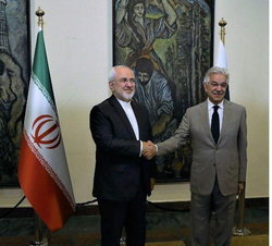 تاکید ظریف بر تقویت همکاری‌ ایران و پاکستان برای تضمین امنیت مرزهای دو کشور