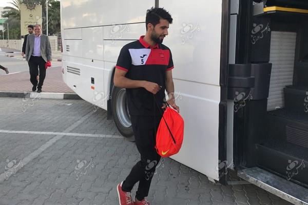 پرسپولیسیها راهی ورزشگاه الوصل شدند + عکس پرسپولیسیها راهی ورزشگاه الوصل شدند + عکس