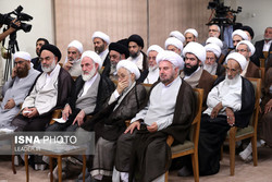 تجدید عهد اعضای مجلس خبرگان با امام خمینی(ره)