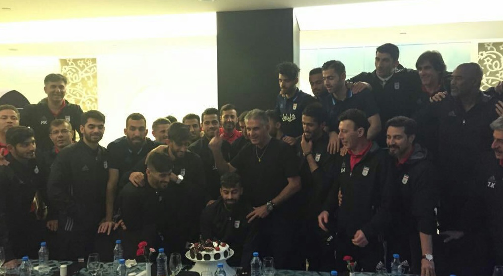 عکس/ نگاهی به جشن تولد رامین رضاییان در اردوی تیم ملی