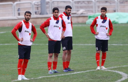 عکس/ اتفاق عجیب در اردوی پرسپولیس پیش از بازی با السد قطر عکس/ اتفاق عجیب در اردوی پرسپولیس پیش از بازی با السد قطر