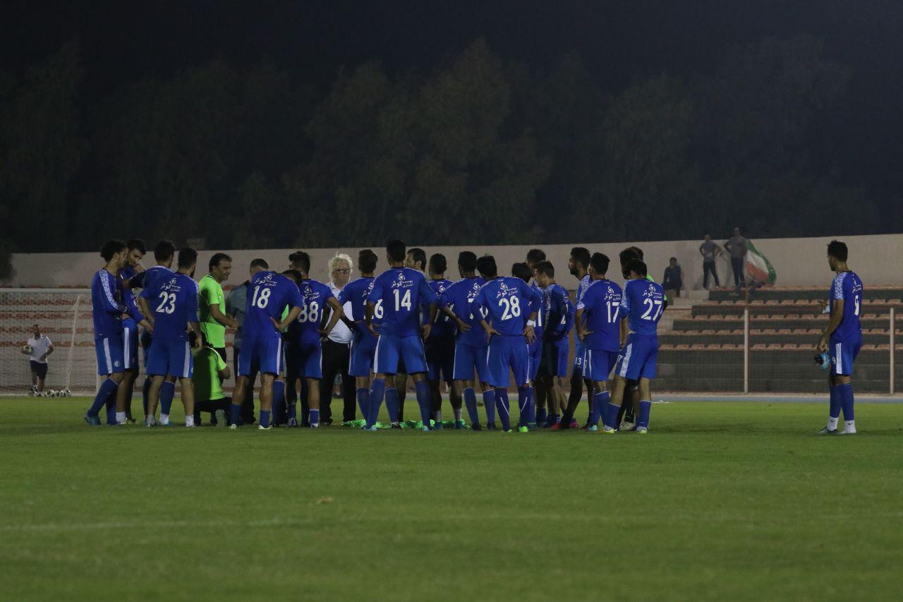 جلسات پرتعداد شفر با بازیکنان استقلال جلسات پرتعداد شفر با بازیکنان استقلال