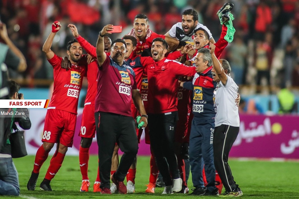 عکس/ سلفی بازیکنان پرسپولیس پس از فتح دربی85