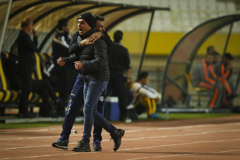 جواب ویسی به شعارهای غیرمنتظره سپاهانی‌ها+عکس