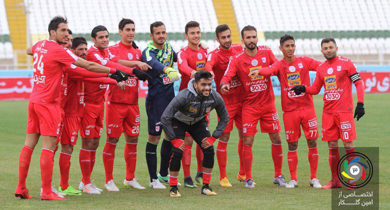 آخرین عکس شریفی با تراکتوری&zwnj;ها