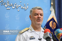 نیروی دریایی اجازه نداده استکبار جهانی منافع ایران را به خظر بیندازد