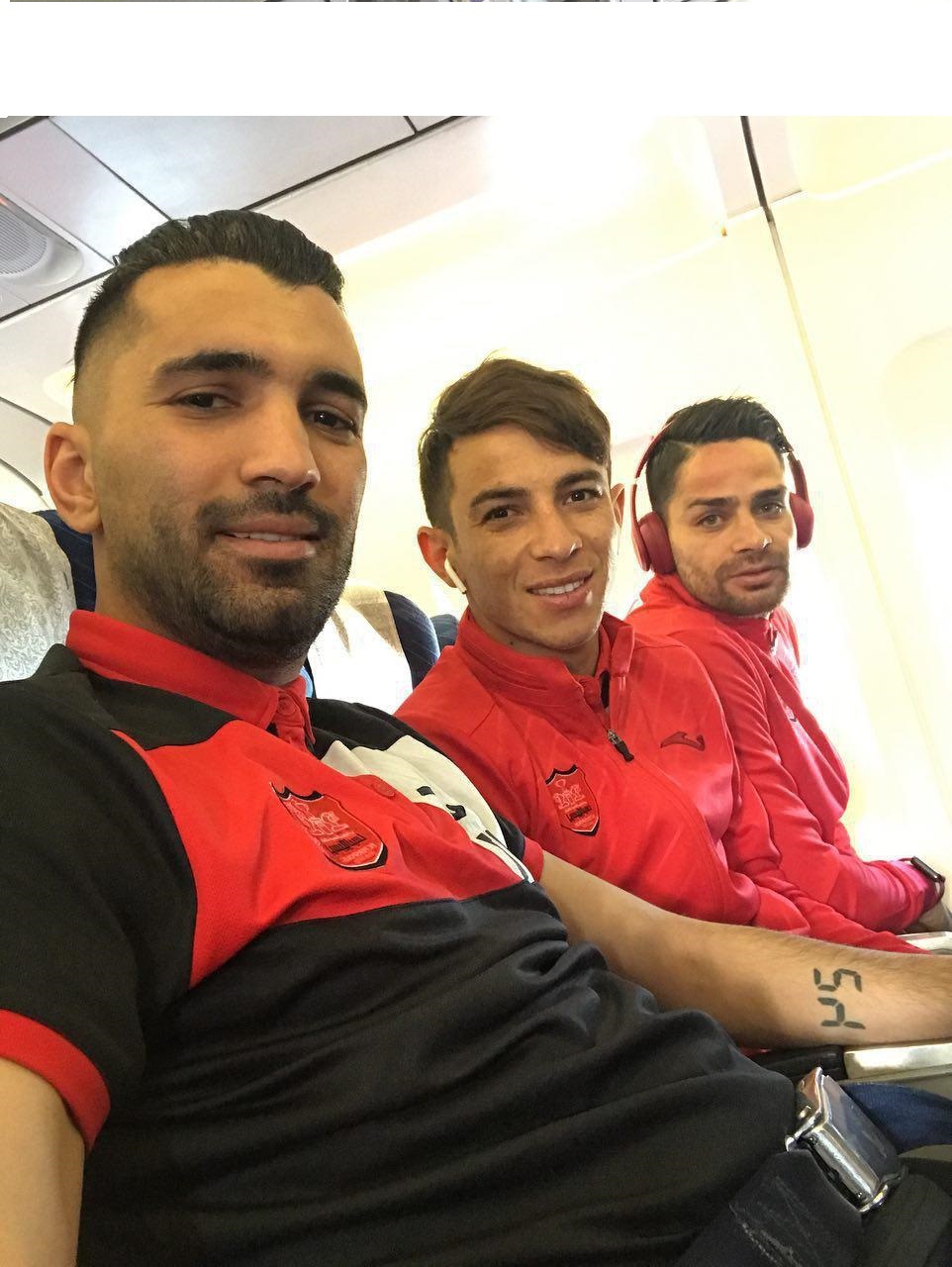 محسن مسلمان و احمدزاده و کامیابی نیا در هواپیما + عکس محسن مسلمان و احمدزاده و کامیابی نیا در هواپیما + عکس