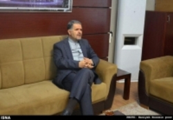 نماینده شیراز در مجلس: اصلاح‌طلبان از پیله محافظه‌کاری خارج شوند