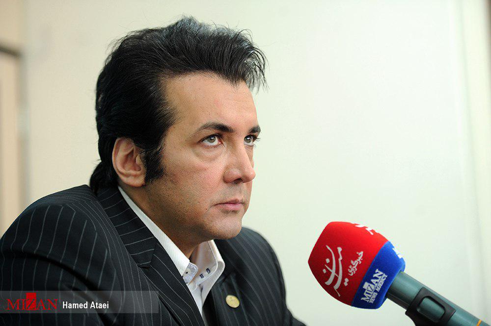 قوه قضاییه در سال ۹۶ به شدت مظلوم واقع شد/شیرین و تلخ‌ترین خاطره حسام نواب صفوی از سال ۹۶/سینمای ایران در حال در جا زدن است/محبوبیت یک بازیگر را گیشه مشخص می‌کند نه تعداد فالوور/تا به حال لب به سیگار نزده ام/سعی می‌کنم همیشه جوان بمانم/////////////////////سه شنبه