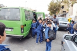 تصادف سرویس مدرسه در محله خزانه تهران آمار مجروحان مشخص نیست
